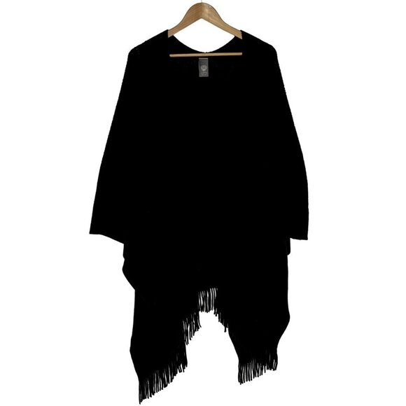 Vince Camuto Black Fringe Poncho Sweater Size One Size - Picture 1 of 6